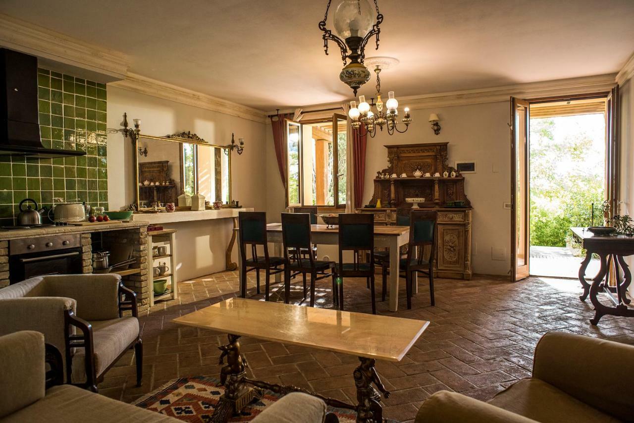 Tuscany Forever Famiglia Apartments Volterra Kültér fotó